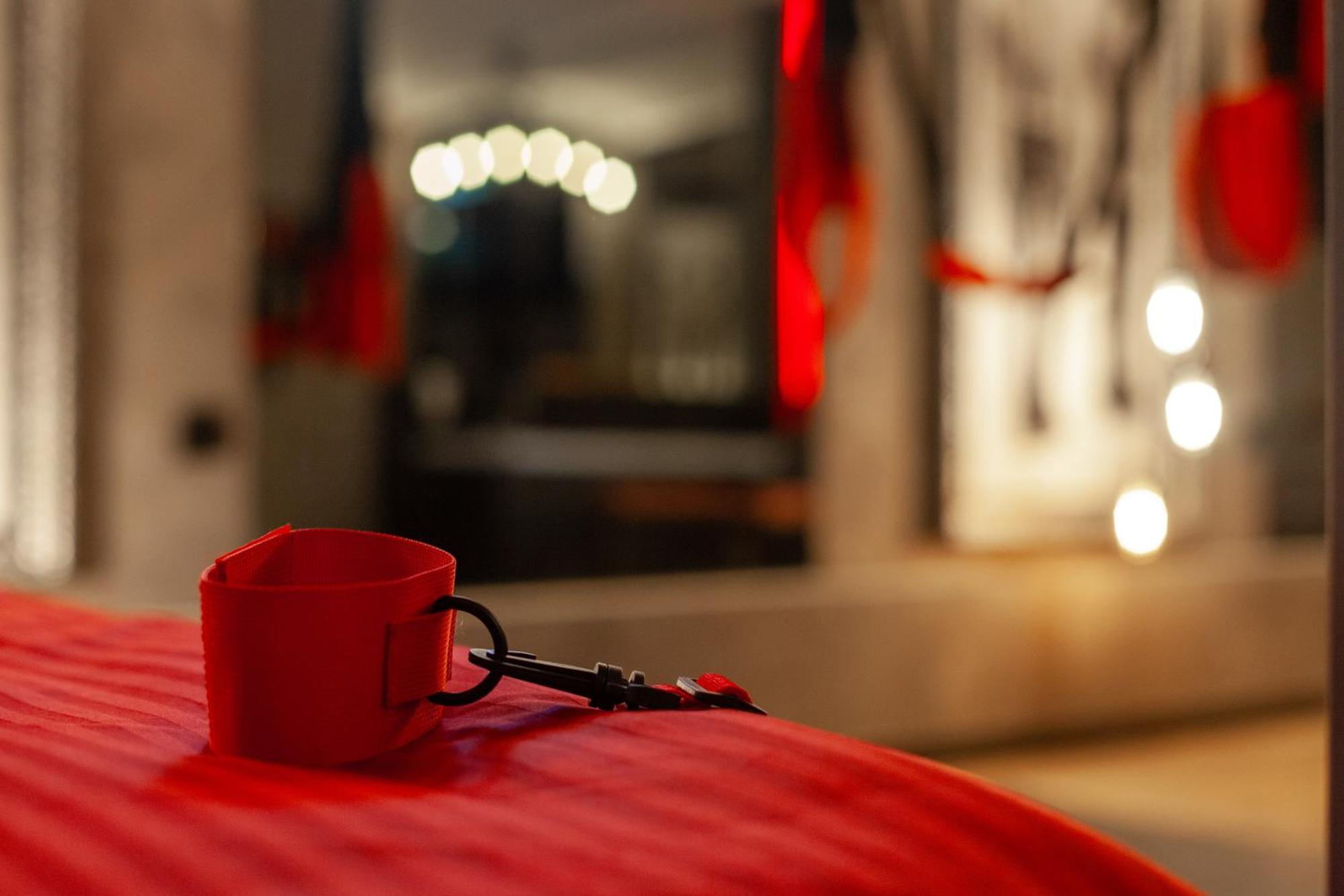 Royal Hot Jucuzzi Apartment Lviv Kültér fotó