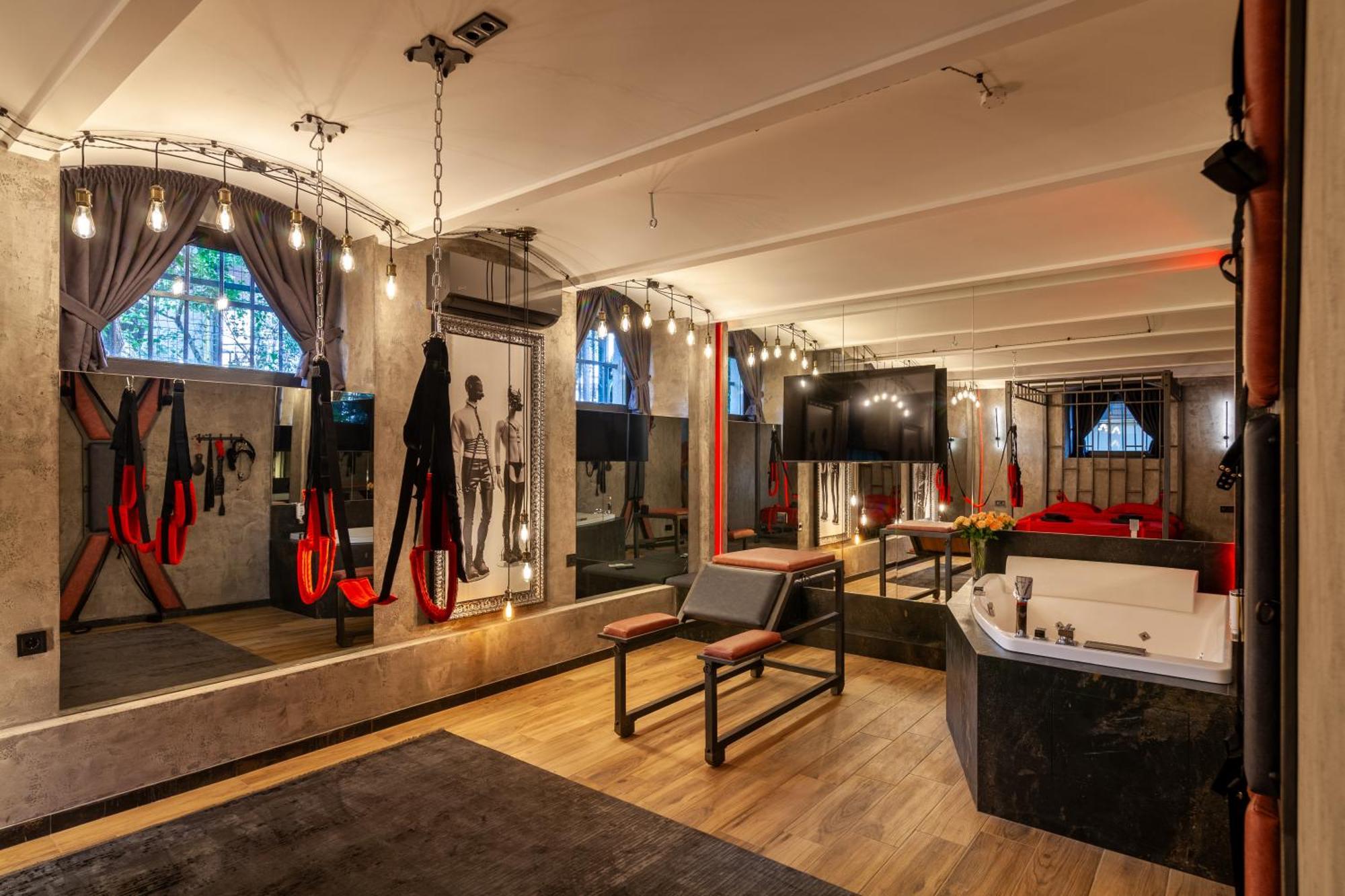 Royal Hot Jucuzzi Apartment Lviv Kültér fotó
